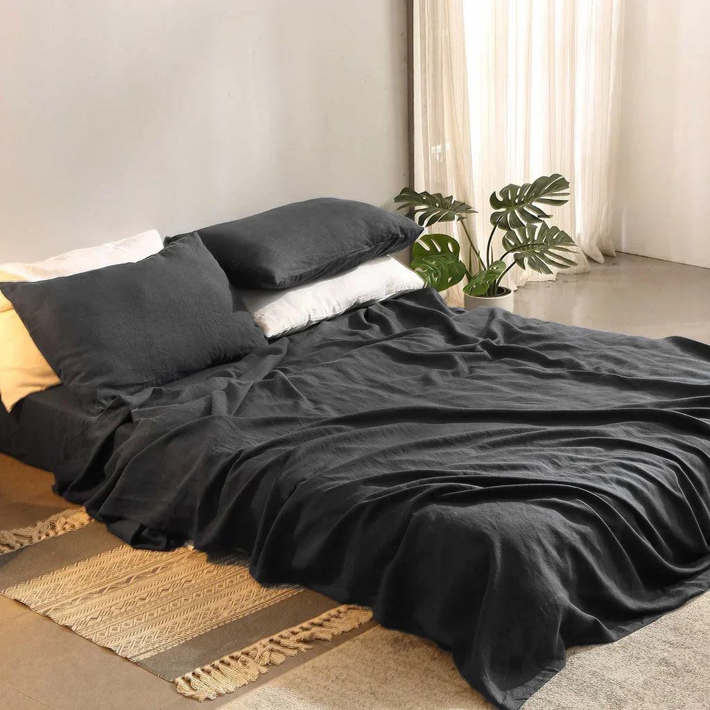Torbosa Linen Bedding Set