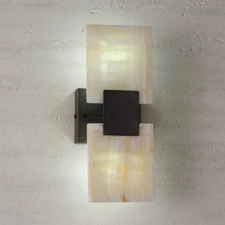 Valbara Wall Lamp