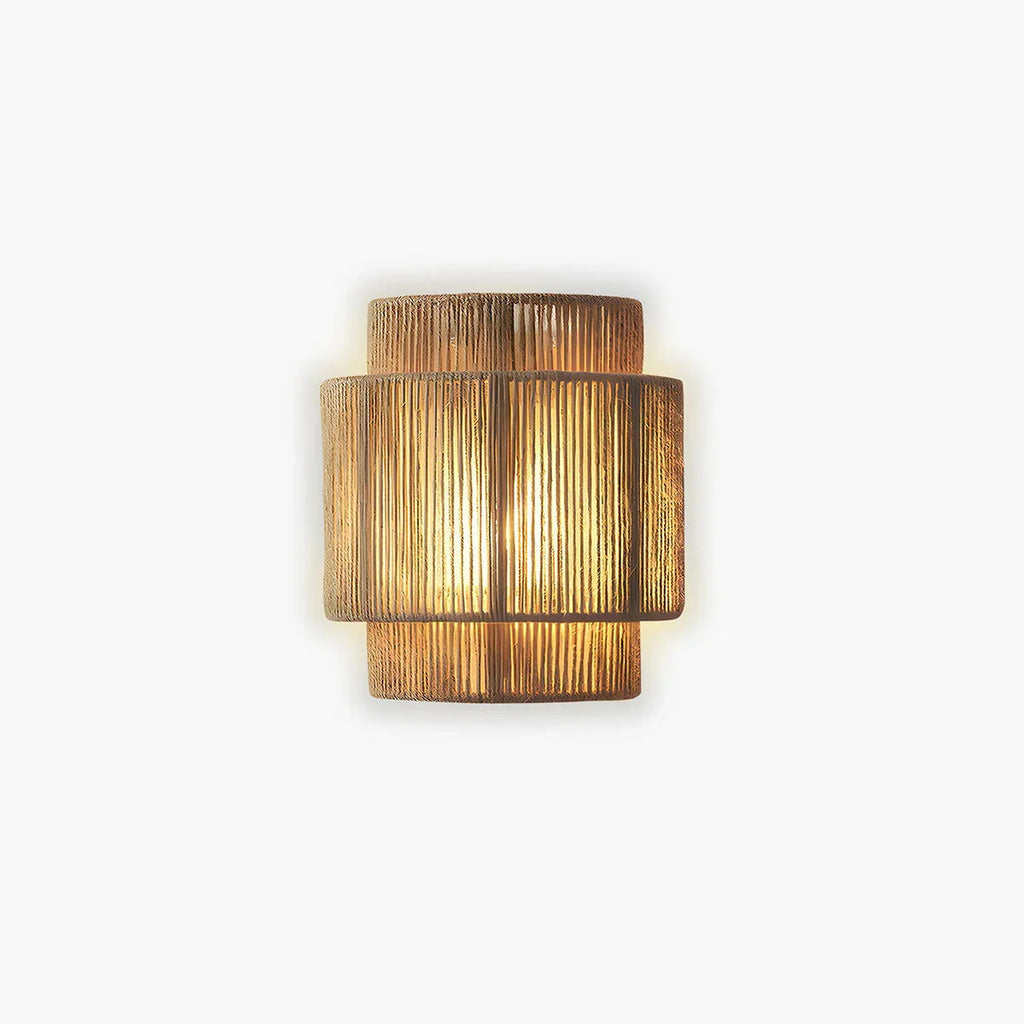 Valefell Wall Lamp