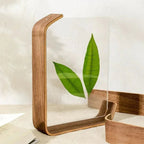 Valeholm Frame Collection