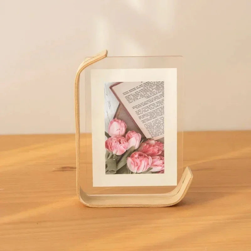 Valeholm Frame Collection