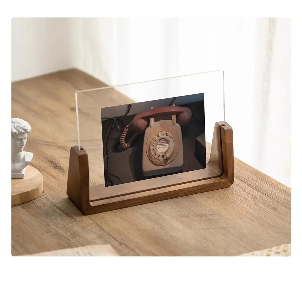 Valeholm Frame Collection
