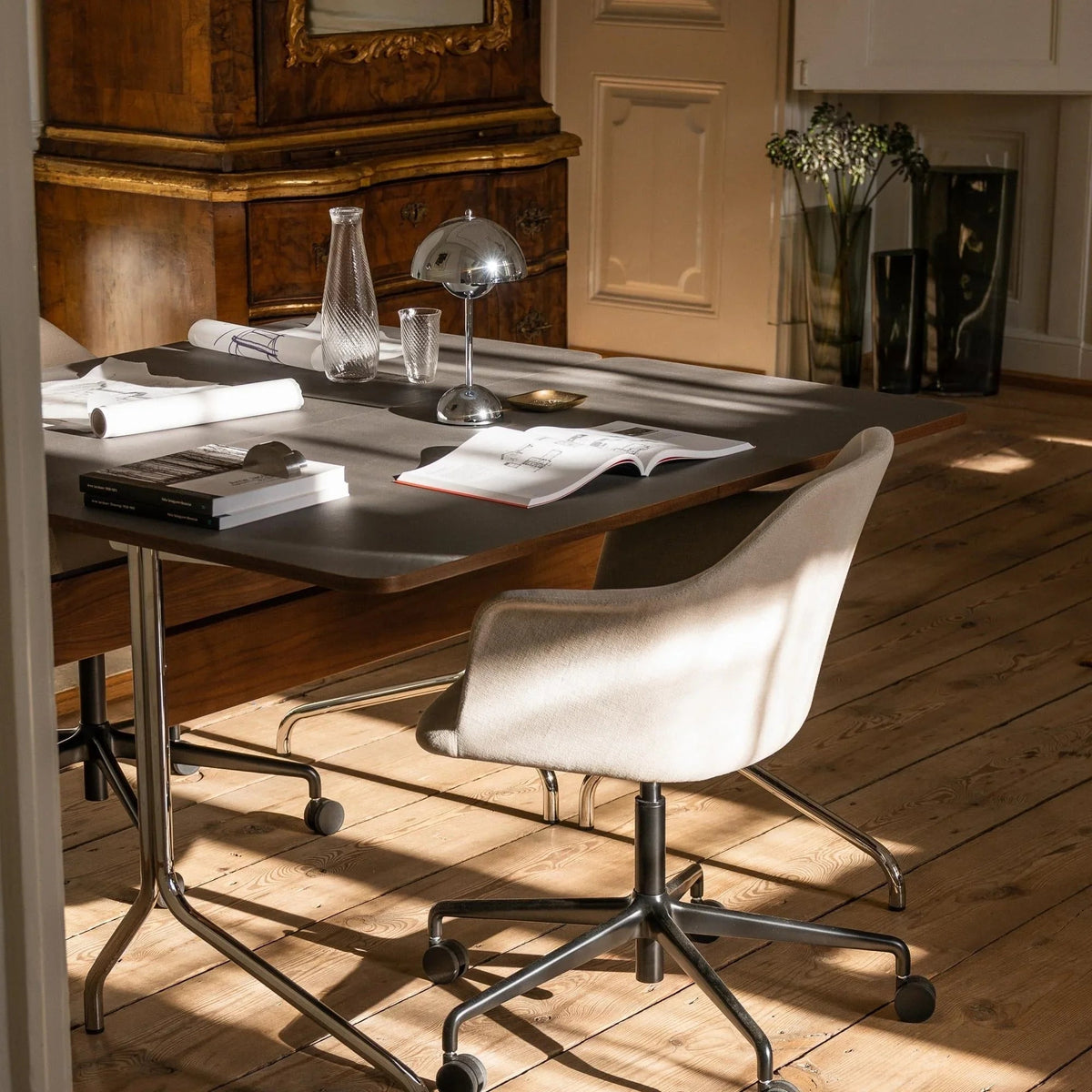 Valestone Table Lamp