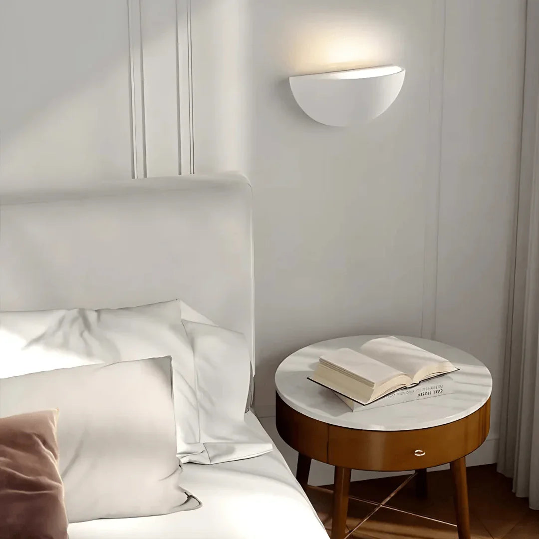 Vallara Wall Lamp