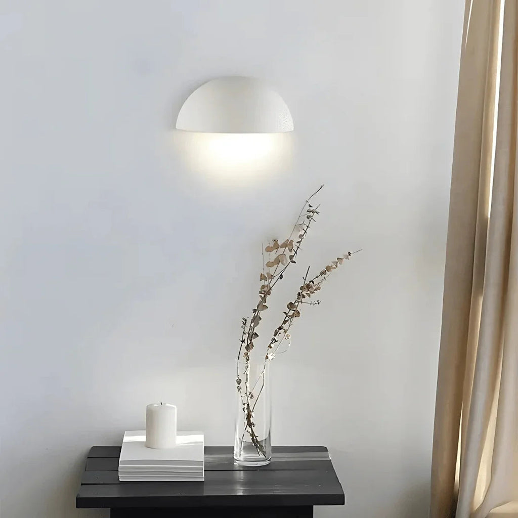 Vallara Wall Lamp