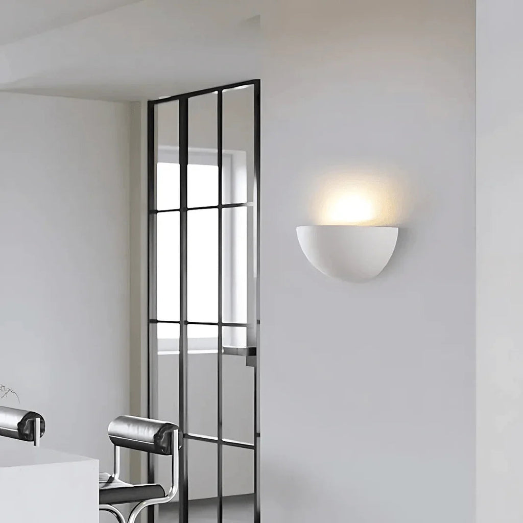 Vallara Wall Lamp