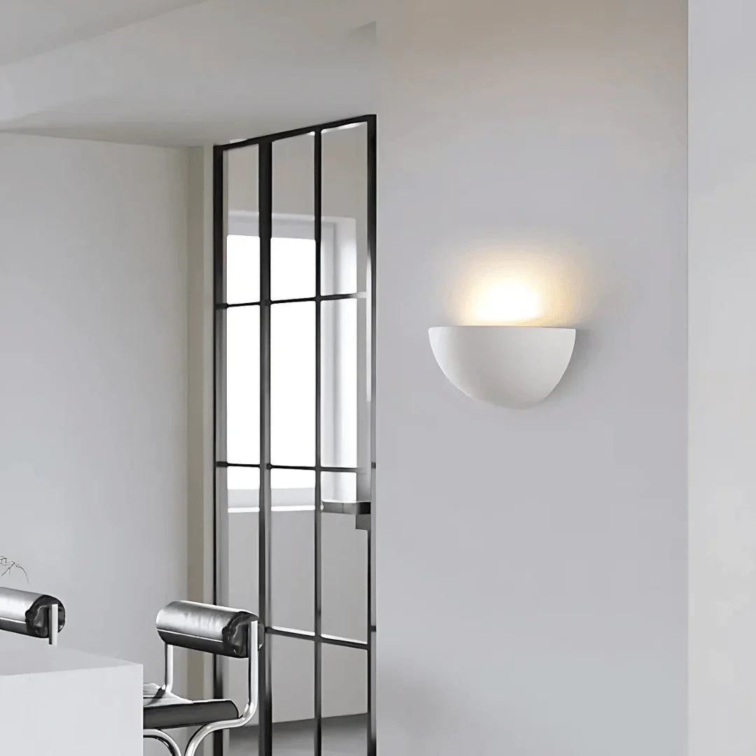 Vallara Wall Lamp