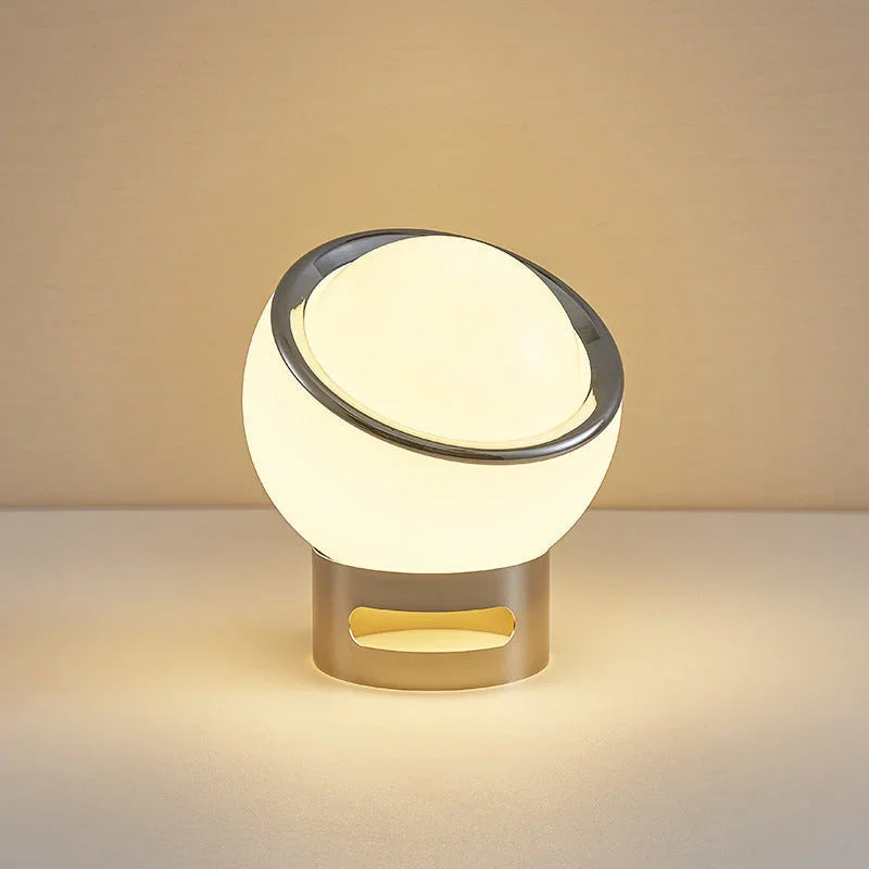 Valnola Table Lamp