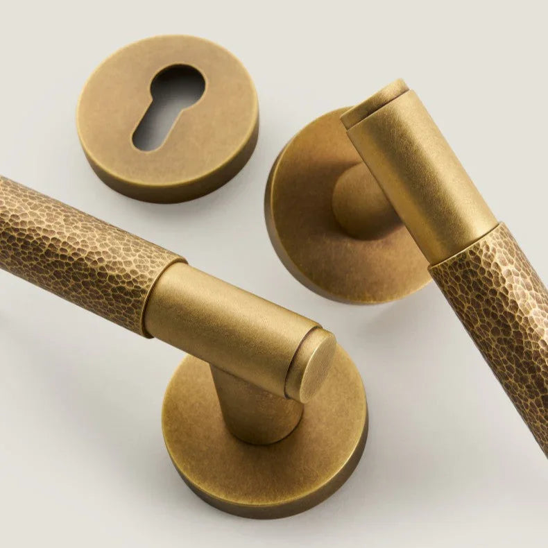 Valteda Brass Door Lock Set