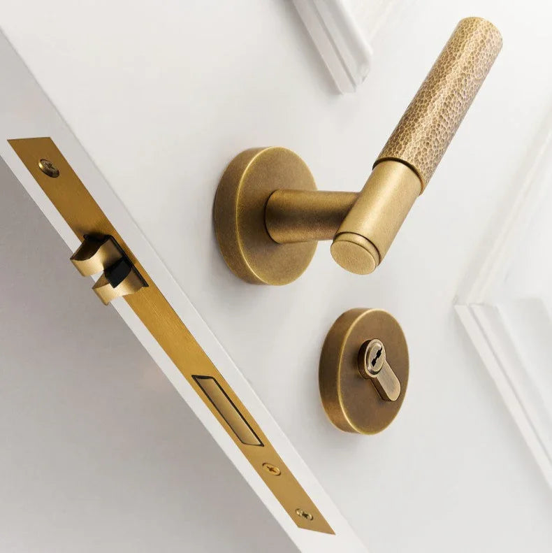 Valteda Brass Door Lock Set