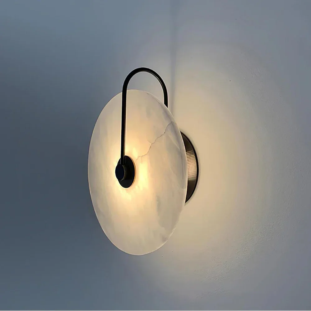 Valtova Wall Lamp