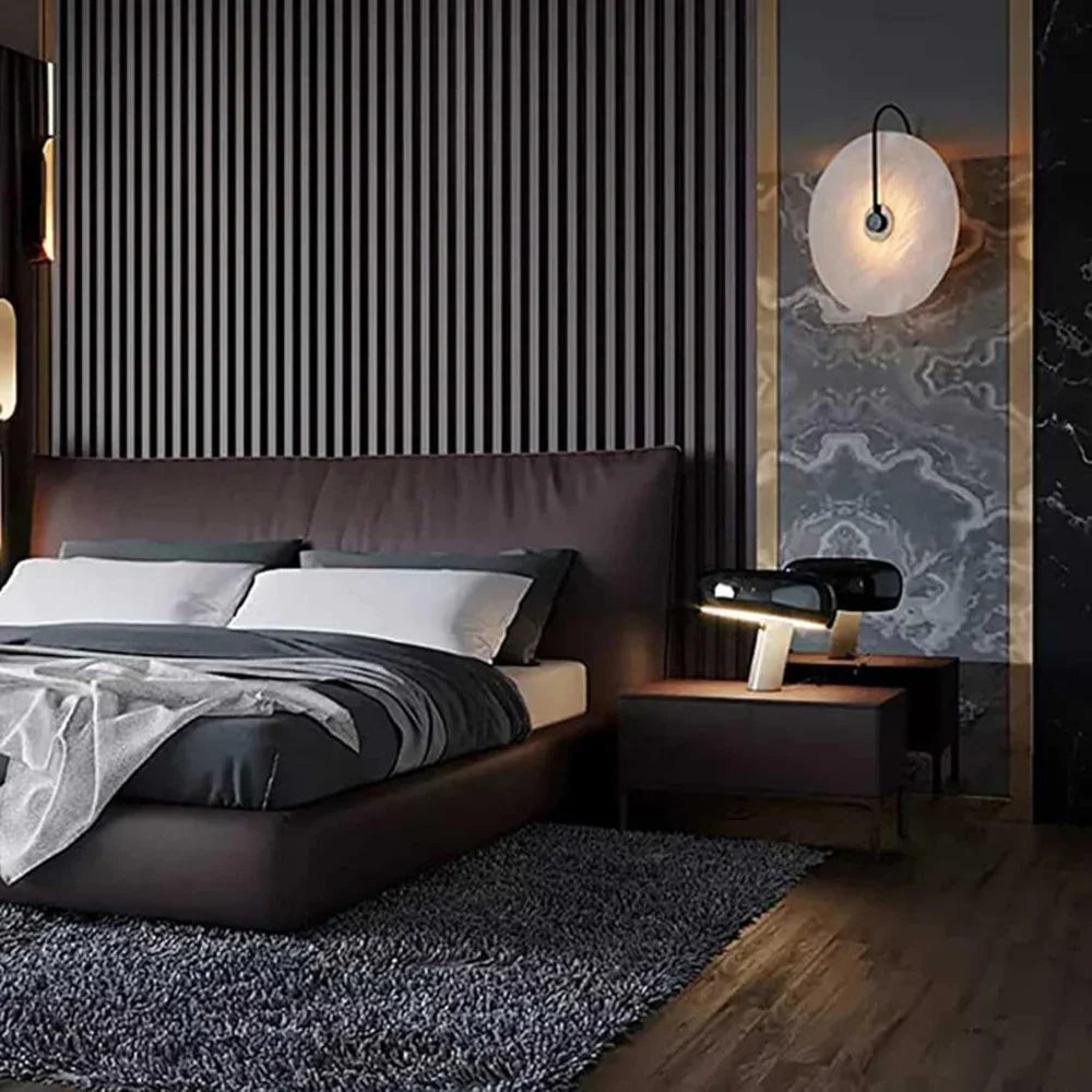 Valtova Wall Lamp