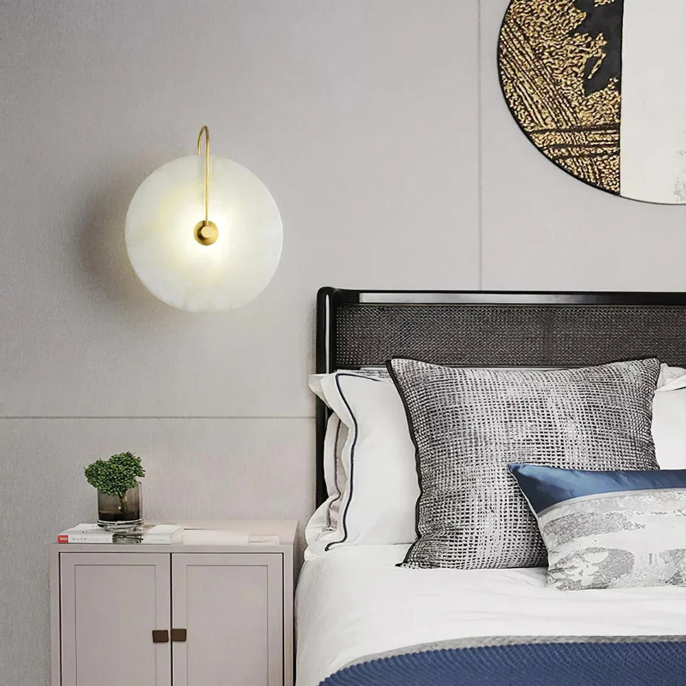 Valtova Wall Lamp