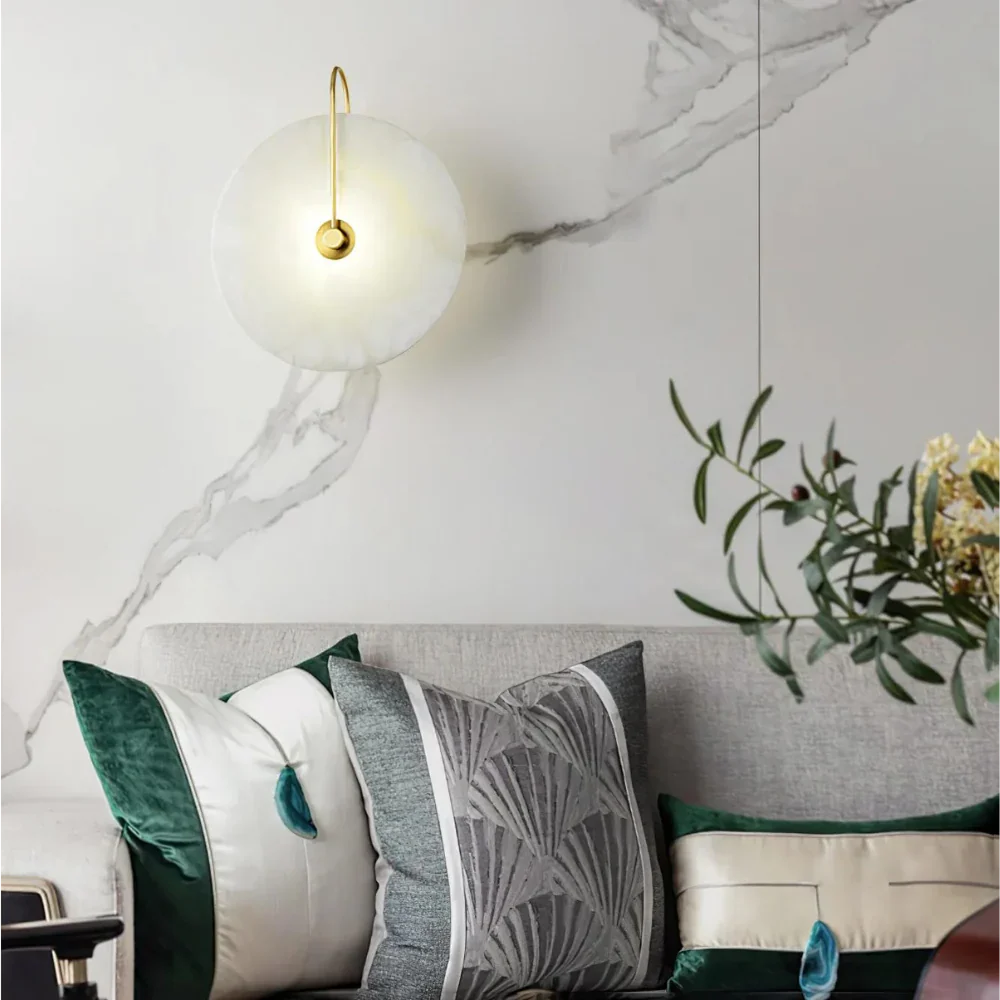 Valtova Wall Lamp