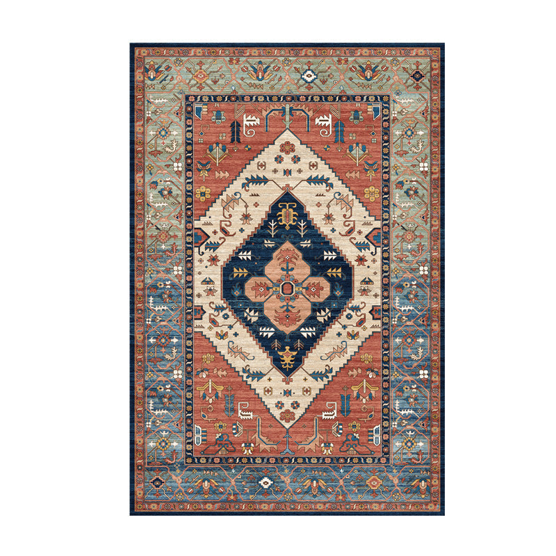 Vintage-Inspired Geometric Area Rug | Thrascher