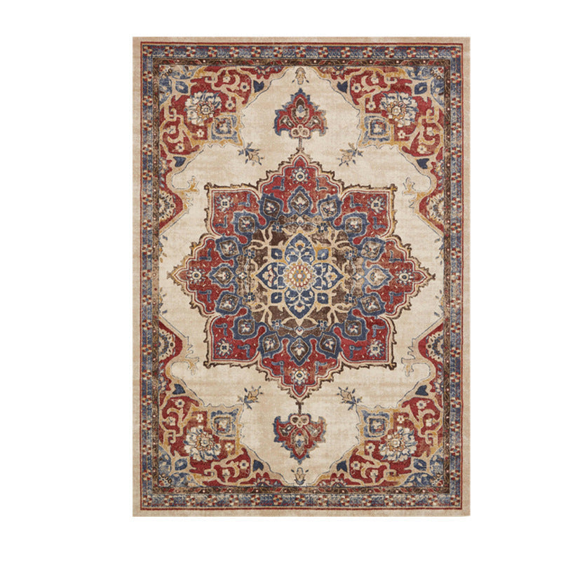 Vintage-Inspired Geometric Area Rug | Thrascher