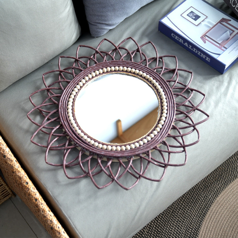 Wall Mirror with Elaborate Macrame Frame | Thrascher