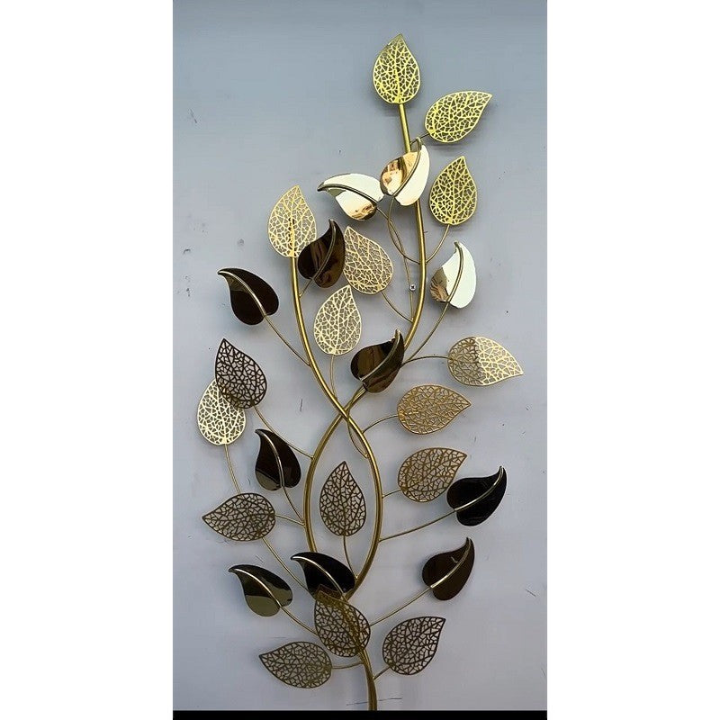 Wall-Mounted Leaf Sculpture | Thrascher