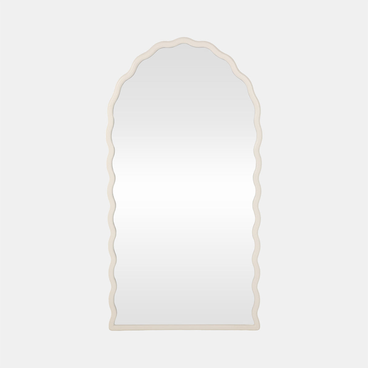 Wellenrand Decorative Wall Mirror | Thrascher
