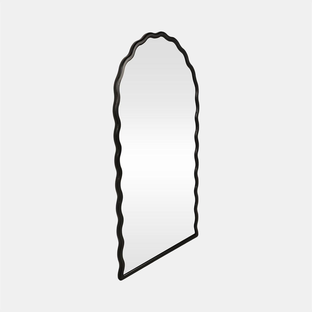 Wellenrand Decorative Wall Mirror | Thrascher