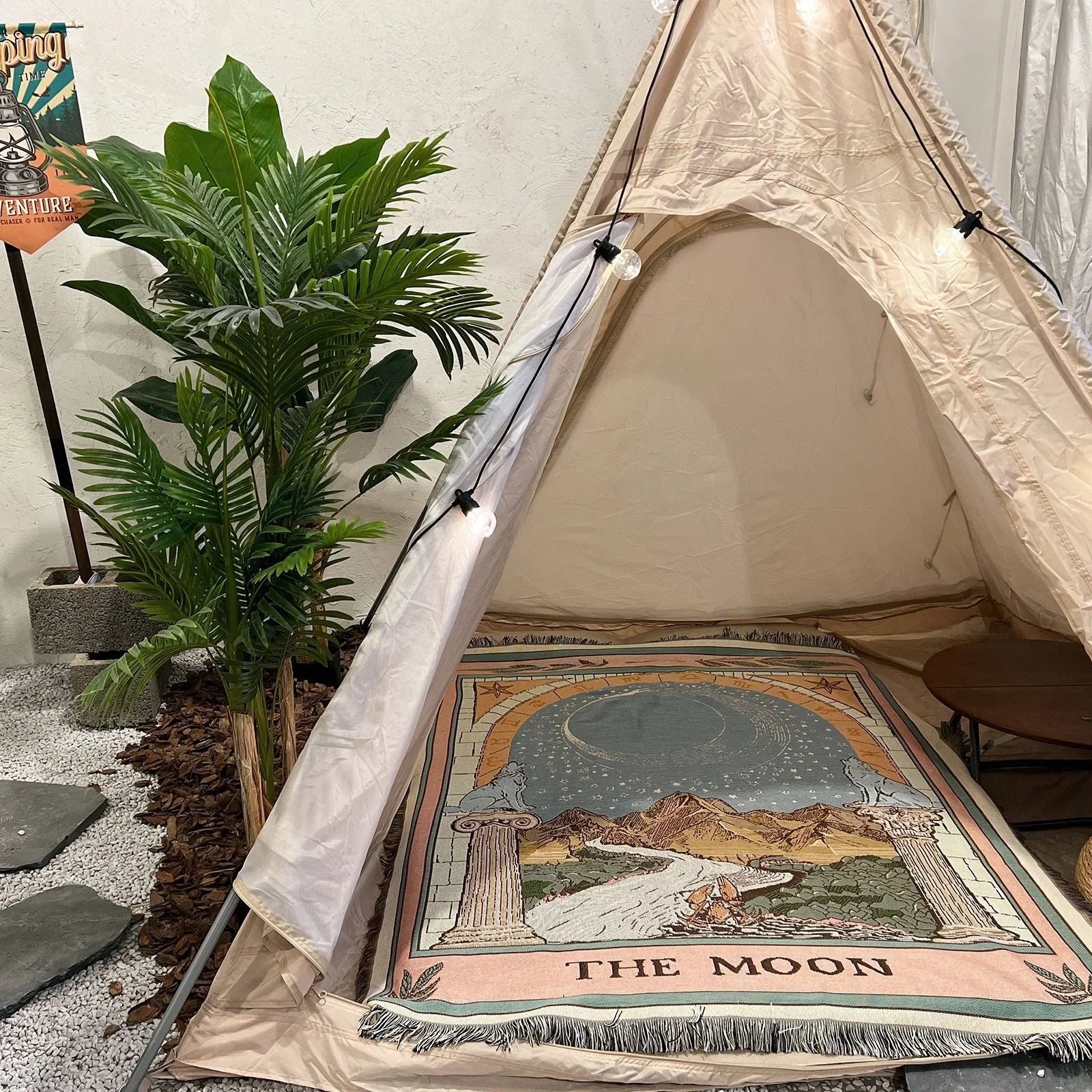 Wenvora Moon Throw