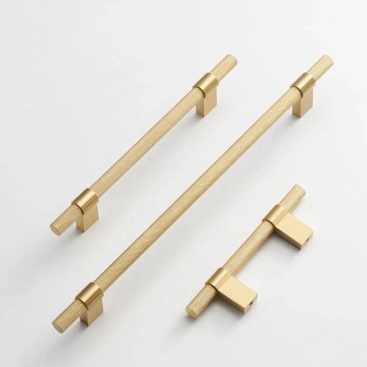 Wilria Brass Knurled Zelduna Handle