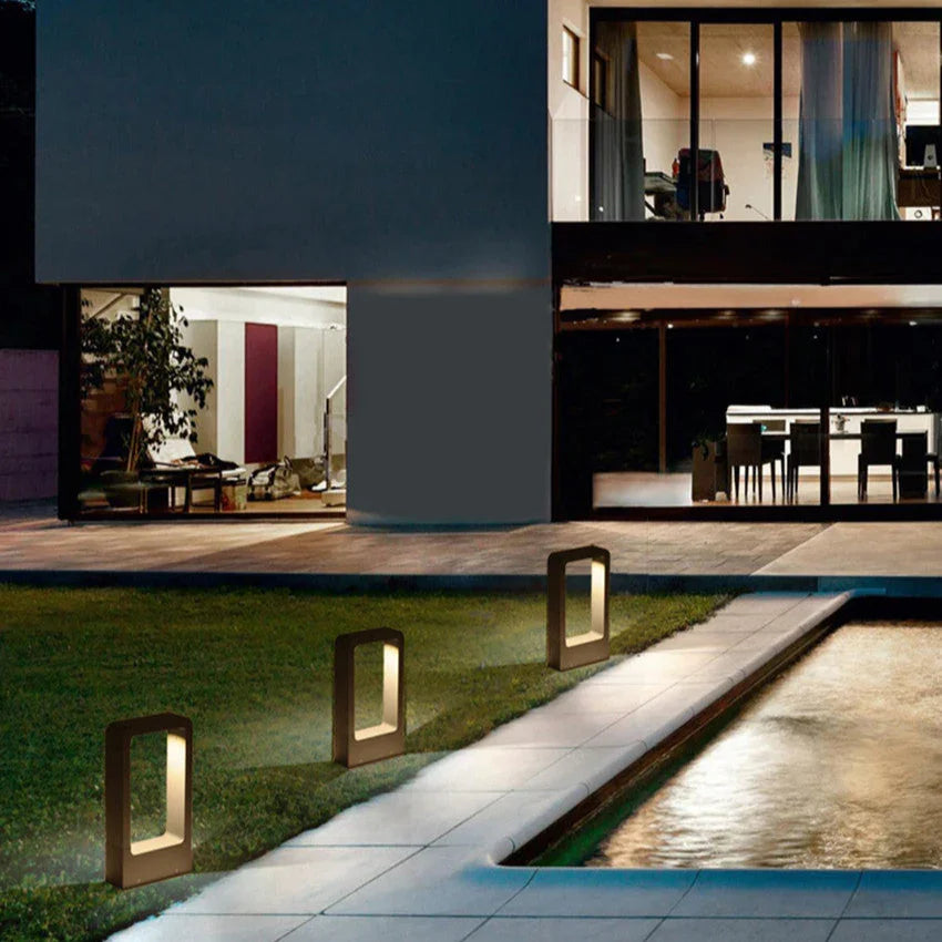 Wilstia LED Garden Light