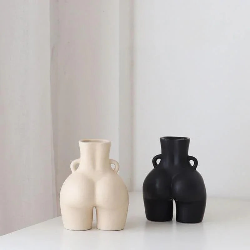 Yarbvia Sculpture Vase