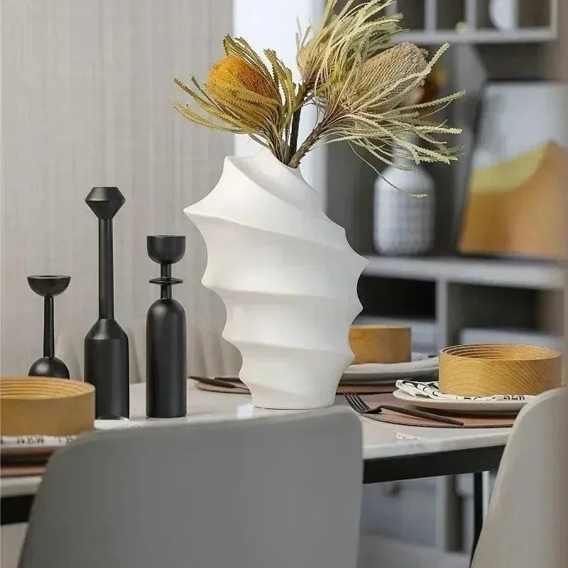 Yarleda Candle Holder