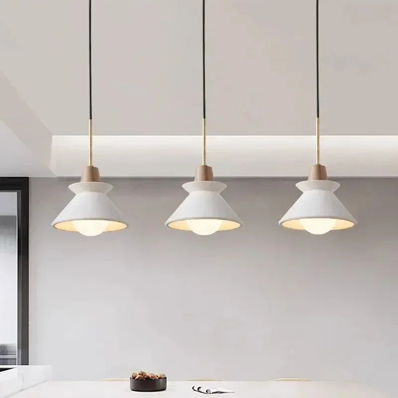 Yarmora Pendant Light