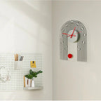 Yarsyra Wall Clock