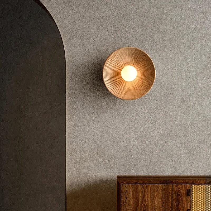Yelmeno Wall Lamp