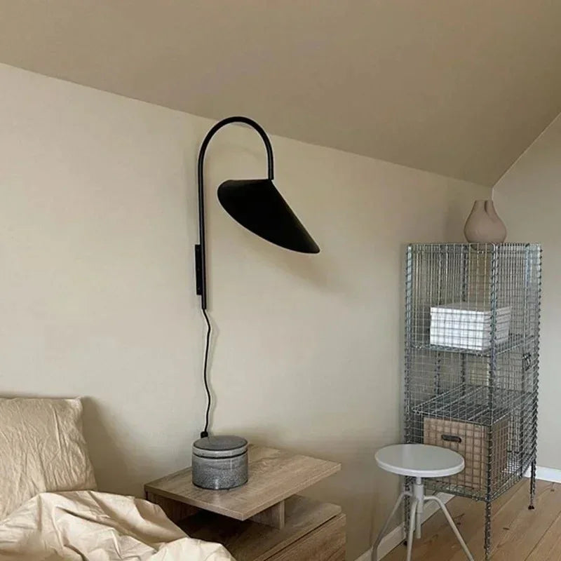 Yeltoma Wall Lamp