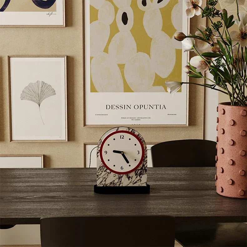 Zelduna Desk Clock