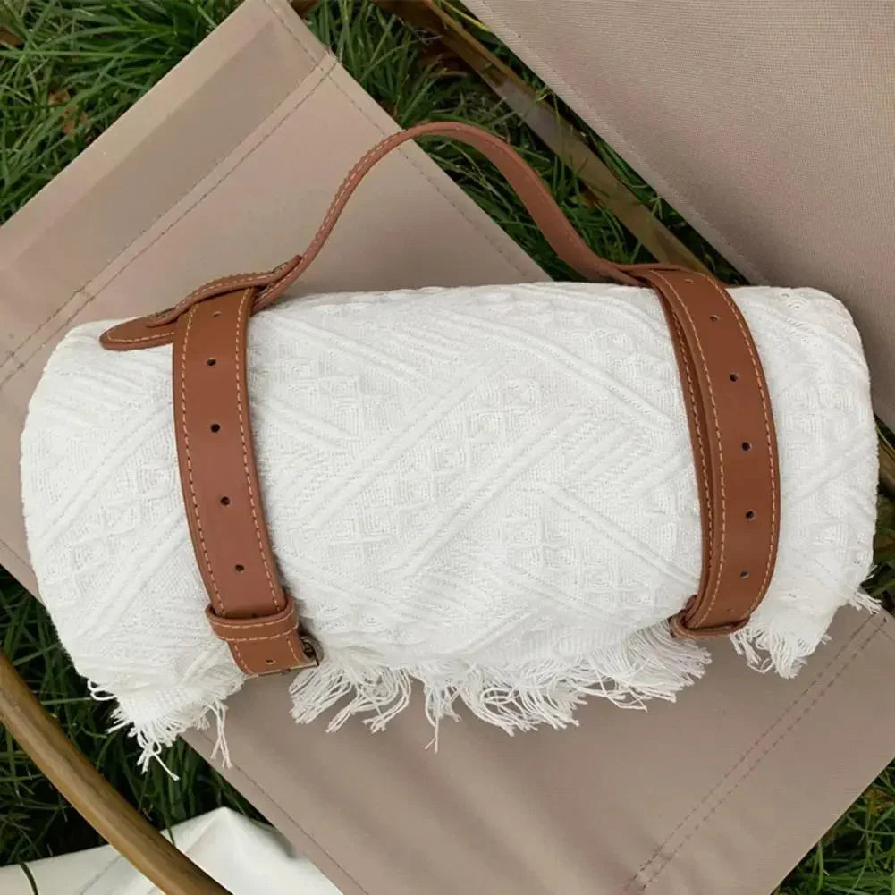 Zelrina Blanket with Strap